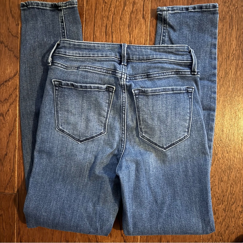 Old Navy Straight Jeans Women's Size 2 Medium Wash Blue Denim Casual - Picture 3 of 3